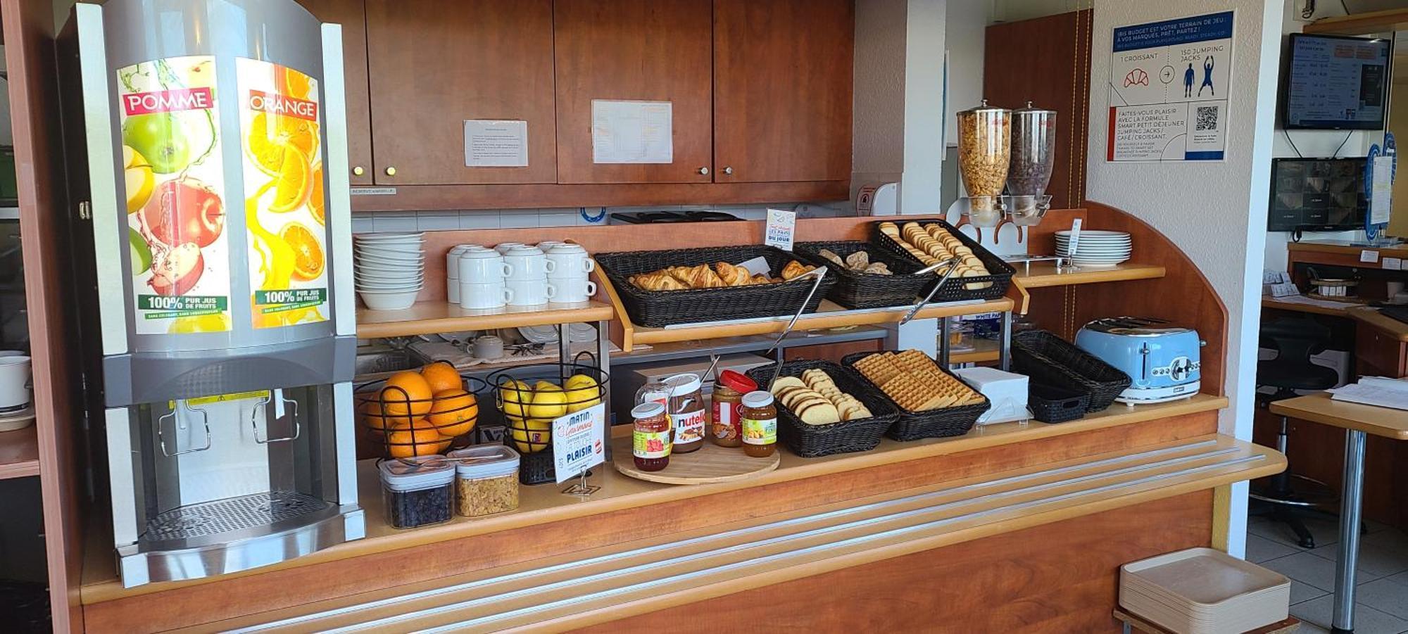 Hotel Ibis Budget Sur Loire 2*