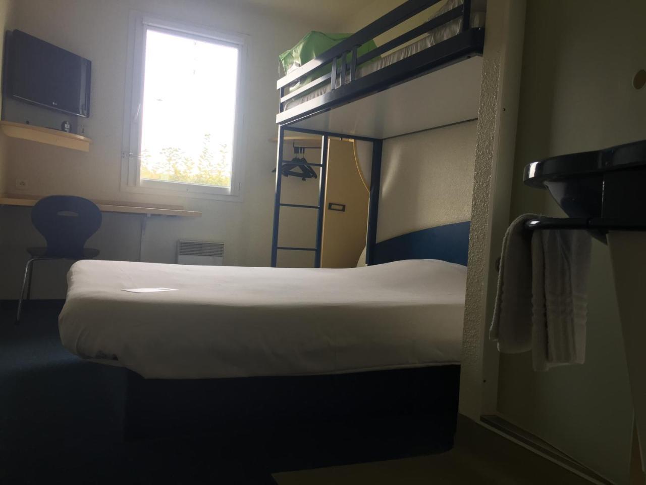 Ibis Budget Sur Loire Hotel 2*