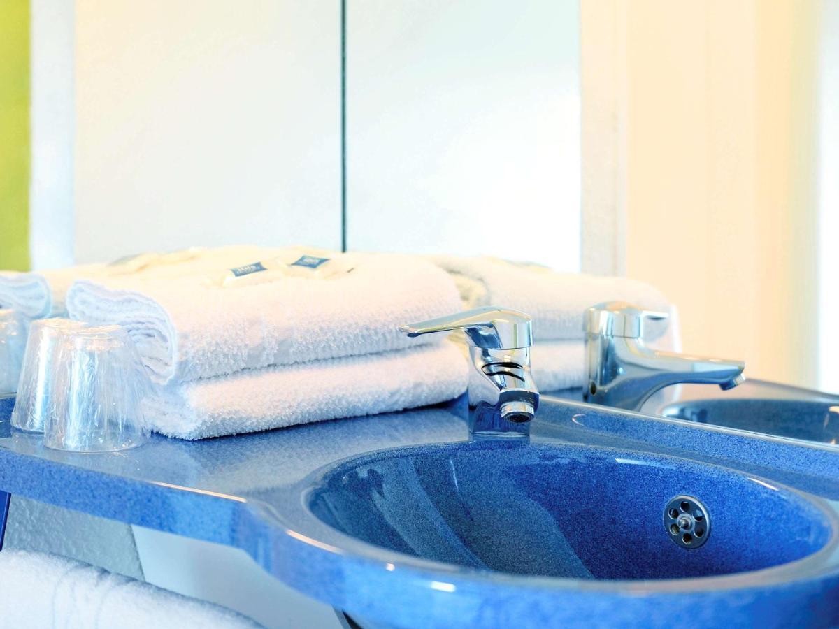 Ibis Budget Sur Loire Hotel 2*